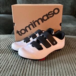 Womens Tommaso Cycling Shoes - White and Black